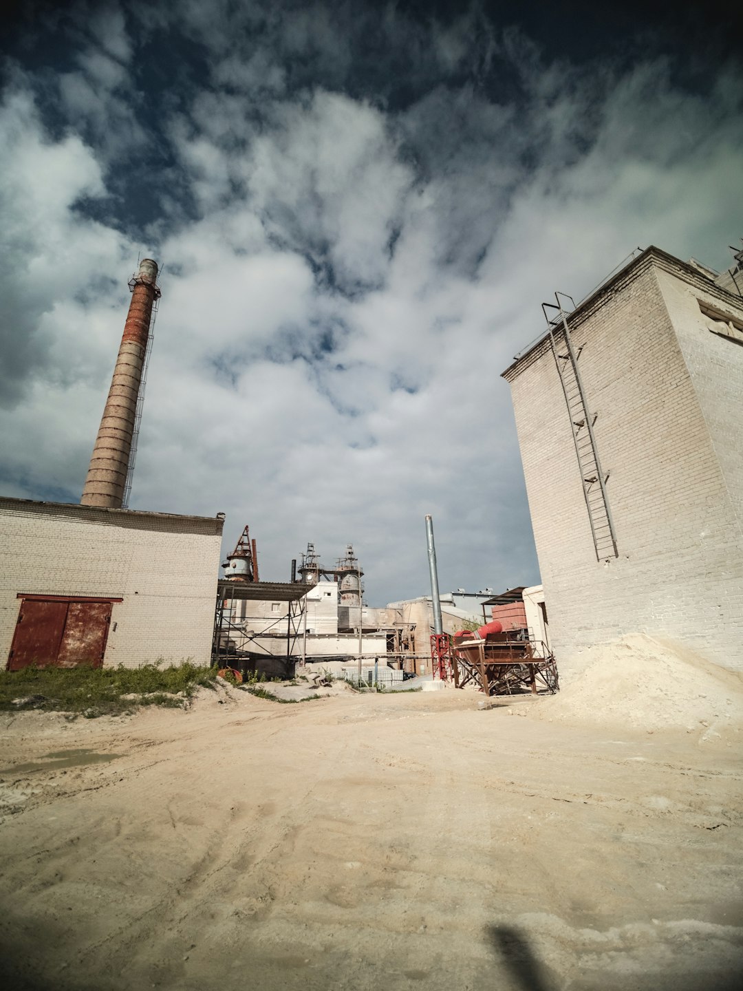 Remote Remote Renewable Energy Engineering vs AI Content Strategy for Brands Which Career Path Pays More